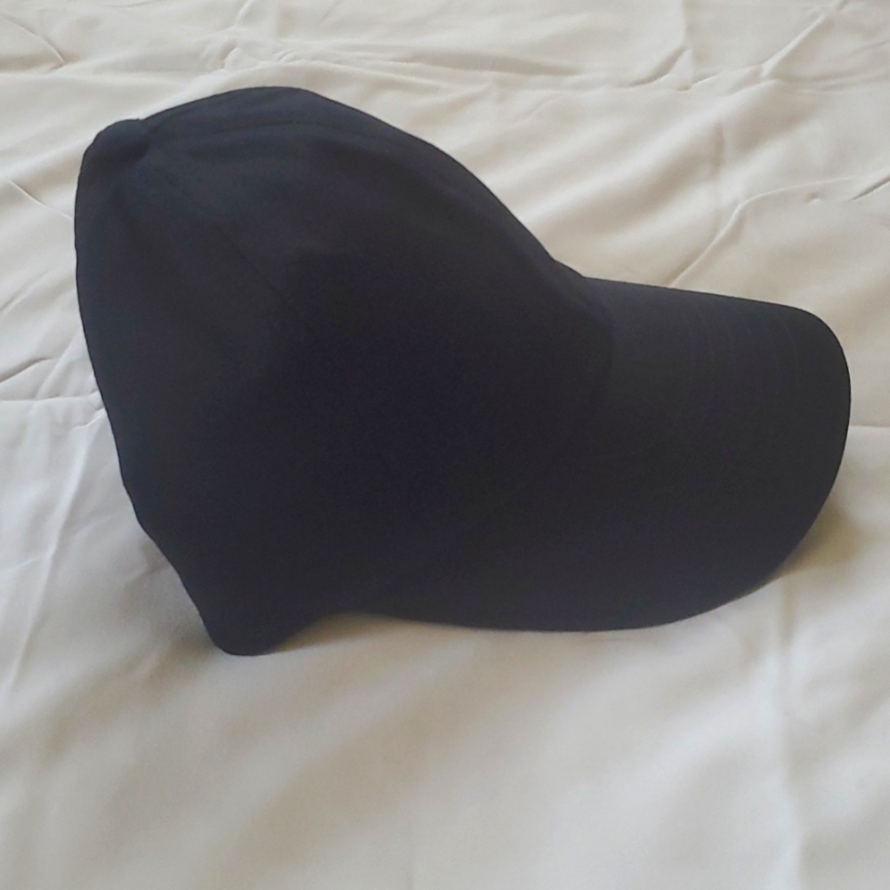 EXPRESS Hat - Picture 2 of 3